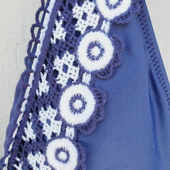 Kona Sol One Piece Swimsuit Navy Embroidered Plunge Bust Strappy Halter S New - Picture 3 of 8